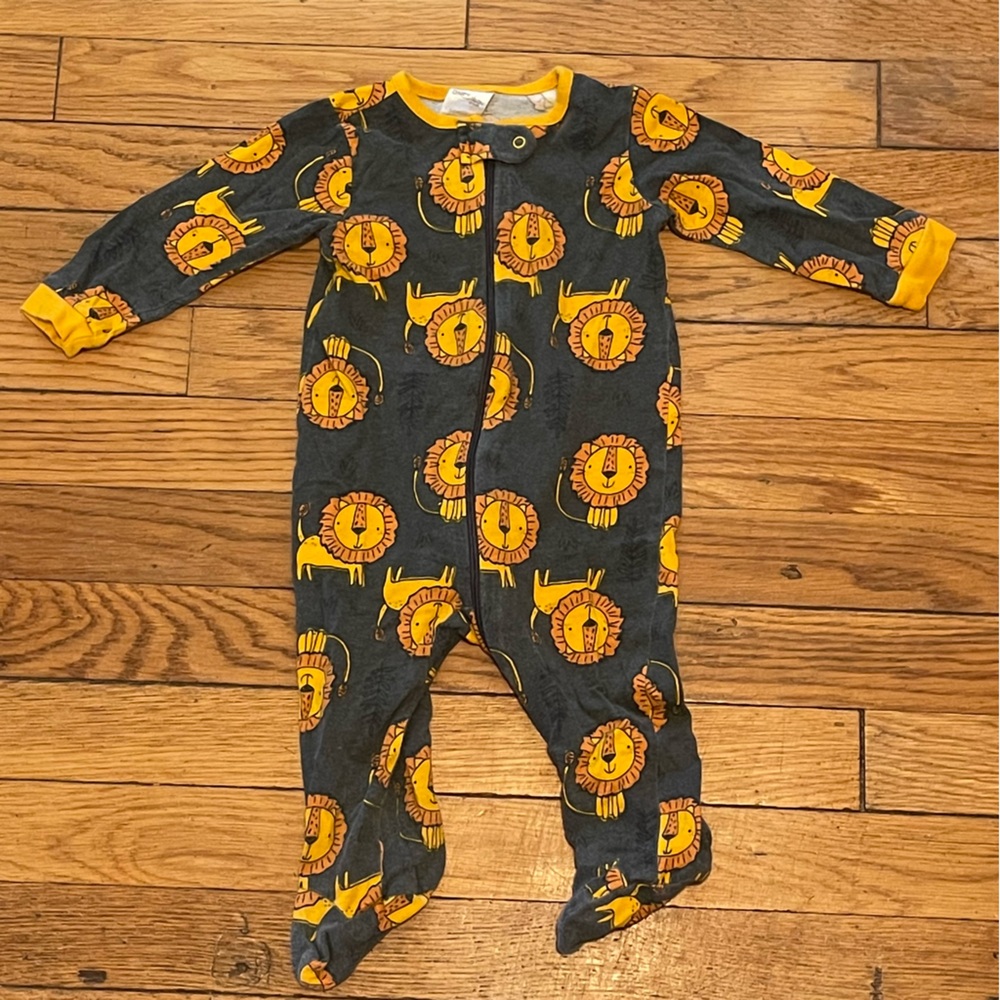 Onesies Brand Lion Sleeper, Size 3-6 Months